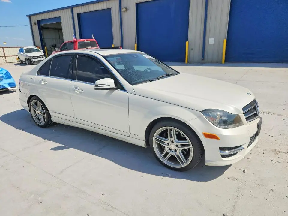 2014 MERCEDES-BENZ C 350  