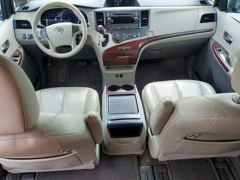 2011 TOYOTA SIENNA XLE 8-PASSENGER  