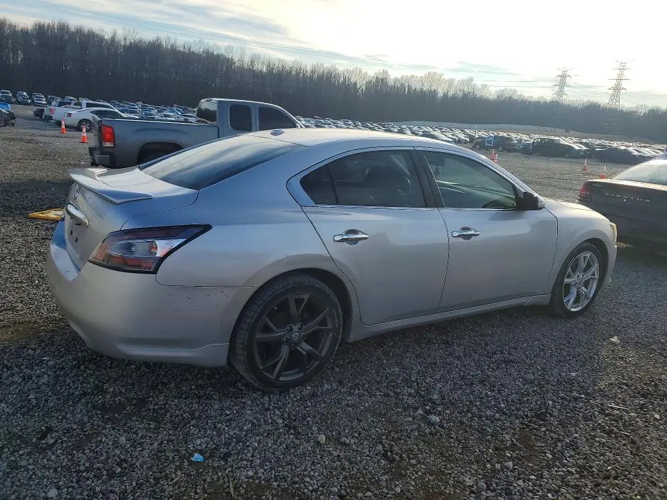 2014 NISSAN MAXIMA S  