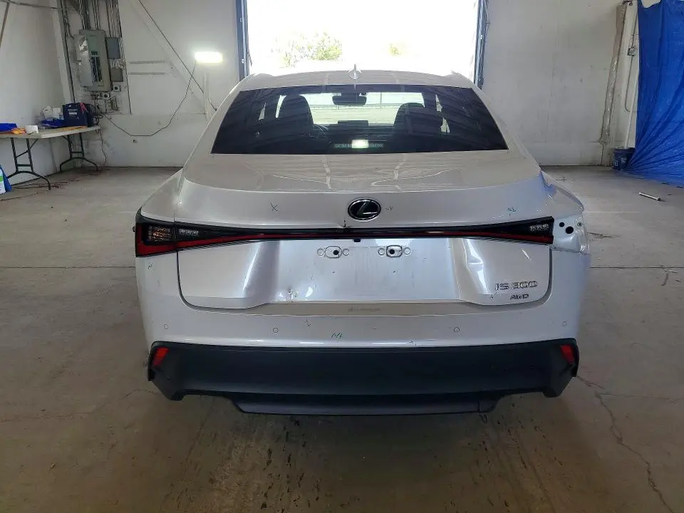 2022 LEXUS IS 300 BASE  