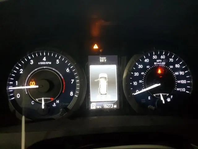 2015 TOYOTA SIENNA XLE  