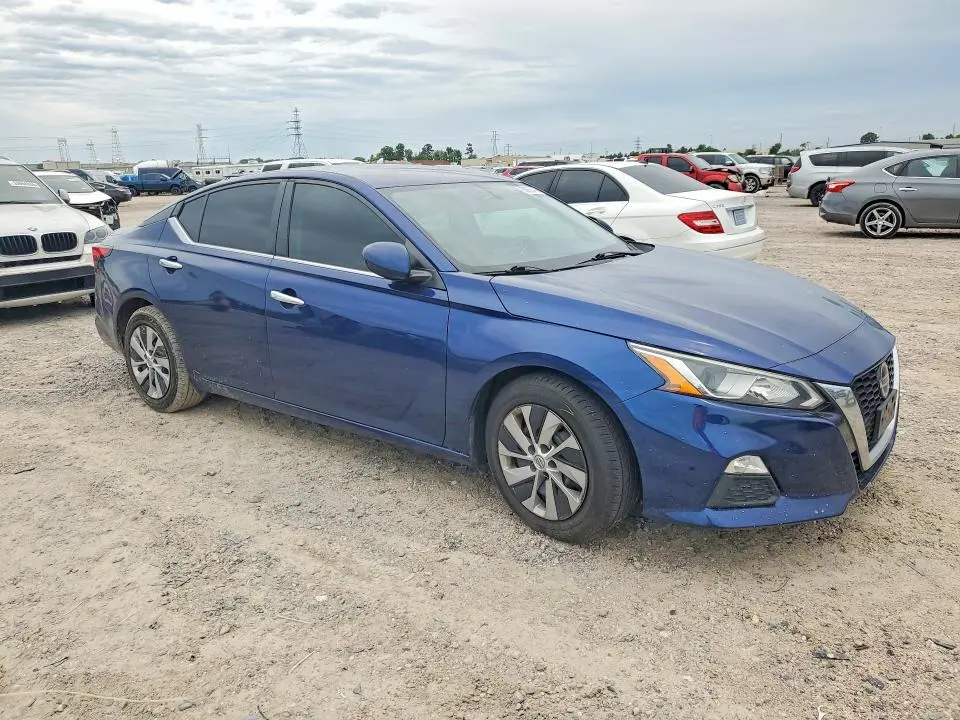 2020 NISSAN ALTIMA S  