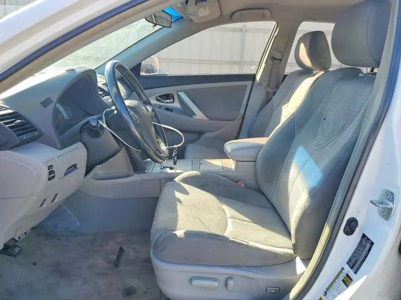 2010 TOYOTA CAMRY SE V6  