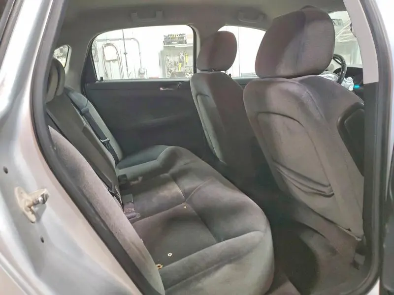 2010 CHEVROLET IMPALA LT  