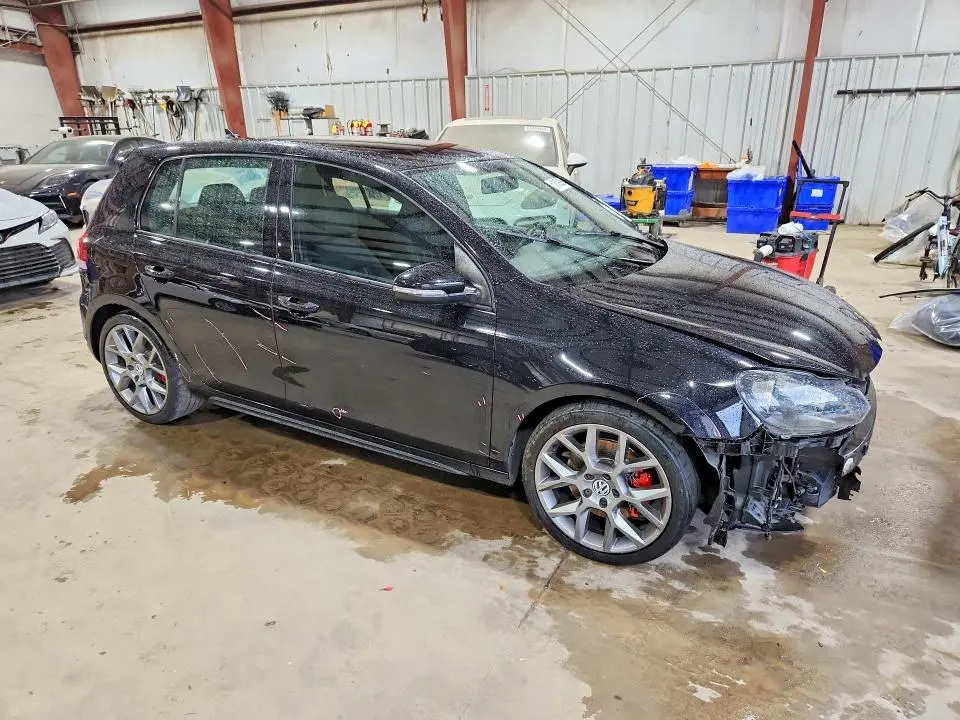 2013 VOLKSWAGEN GTI   