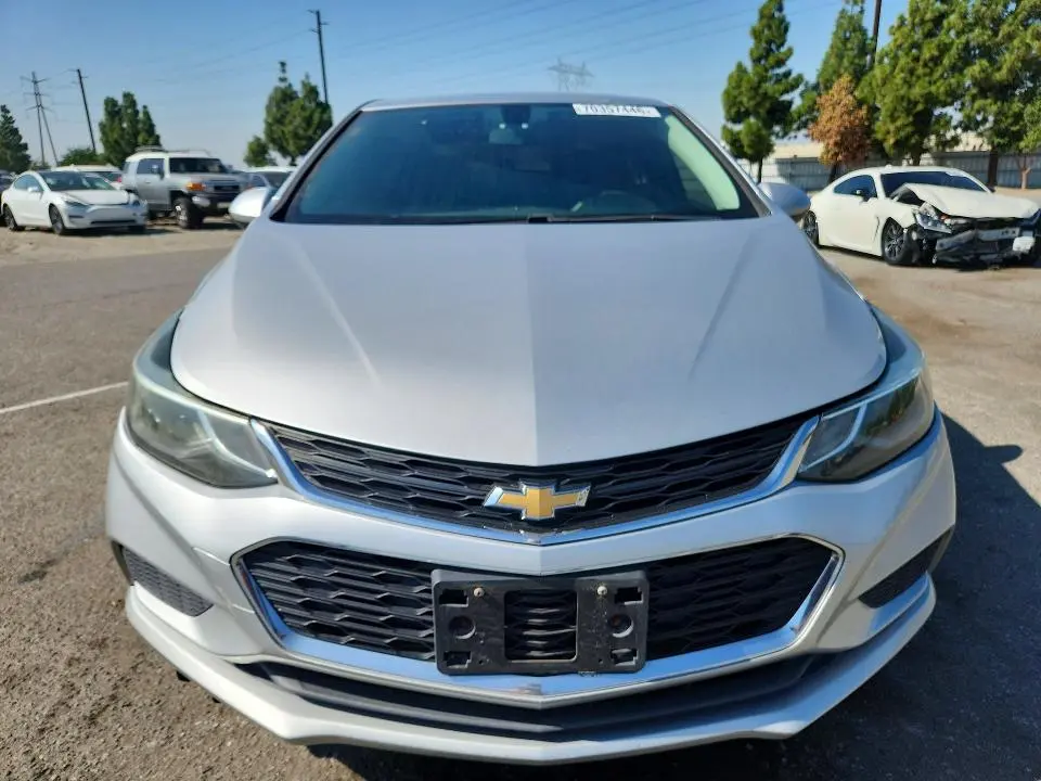 2018 CHEVROLET CRUZE LT  