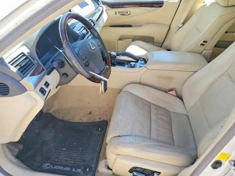 2017 LEXUS LS 460 BASE  