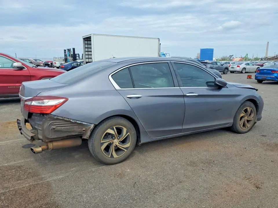 2017 HONDA ACCORD LX  