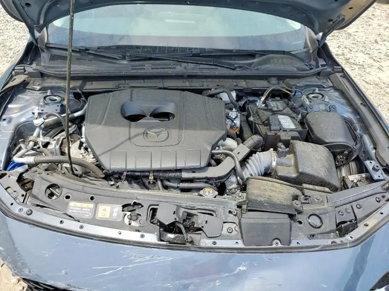 2024 MAZDA 3 PREFERRED  