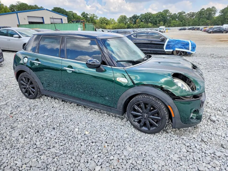 2019 MINI COOPER S  