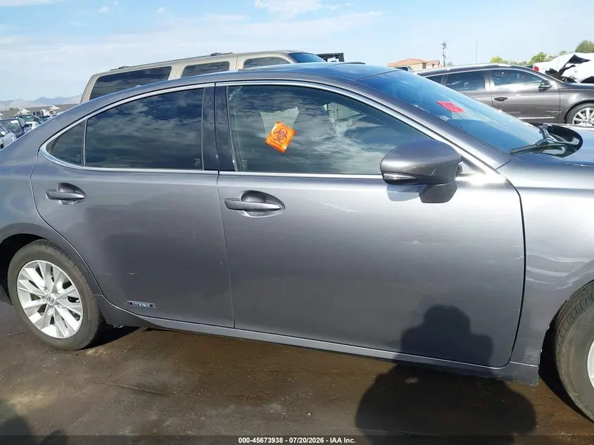 2014 LEXUS ES 300H  
