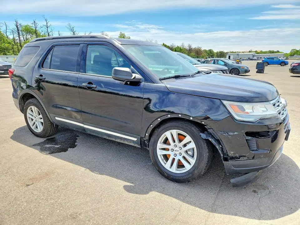 2019 FORD EXPLORER XLT  