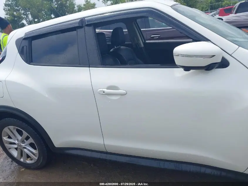 2015 NISSAN JUKE SL