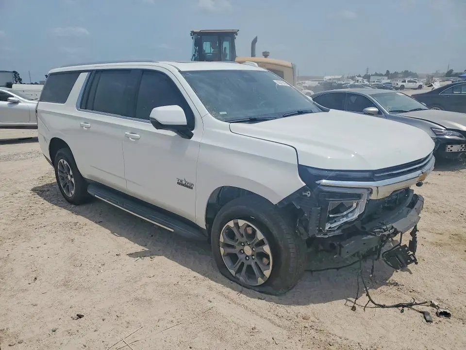 2025 CHEVROLET SUBURBAN C1500 LT  