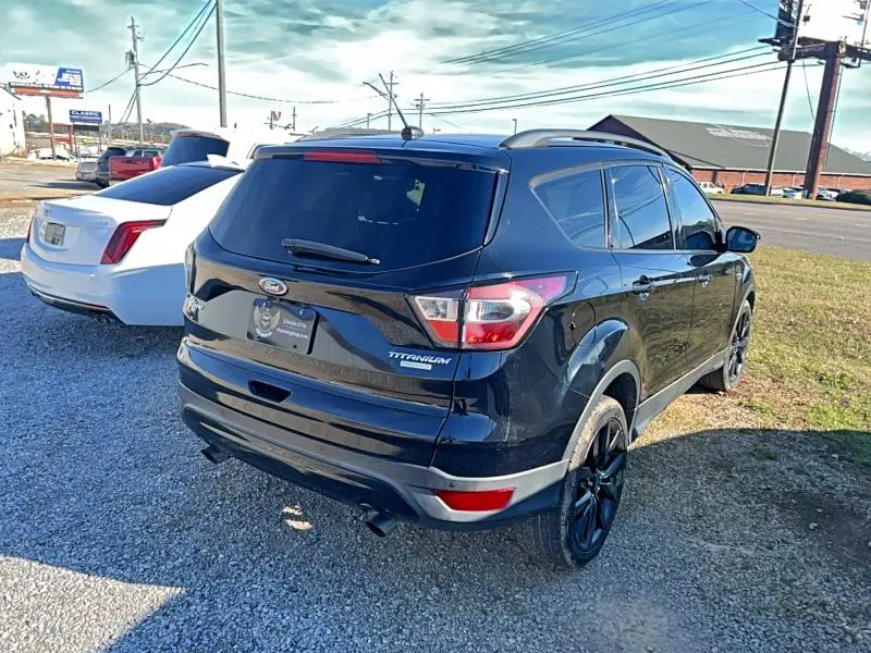 2017 FORD ESCAPE TITANIUM  