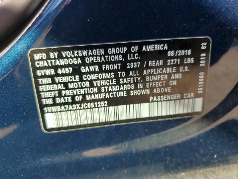 2018 VOLKSWAGEN PASSAT SE  