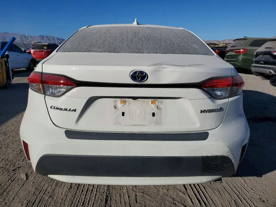 2021 TOYOTA COROLLA LE  