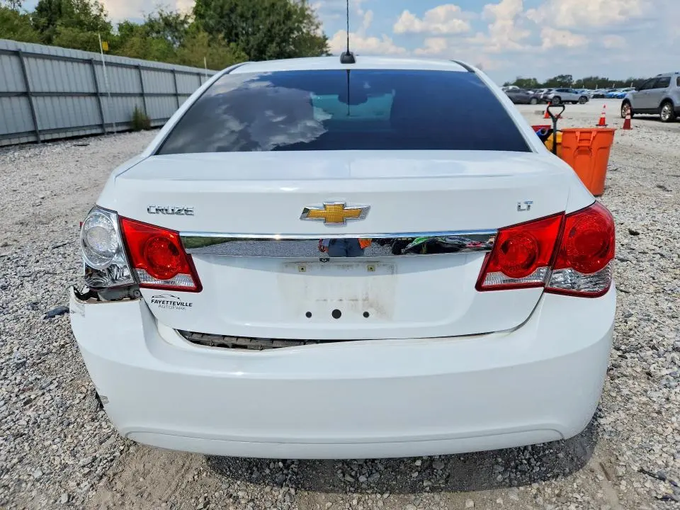 2015 CHEVROLET CRUZE LT  