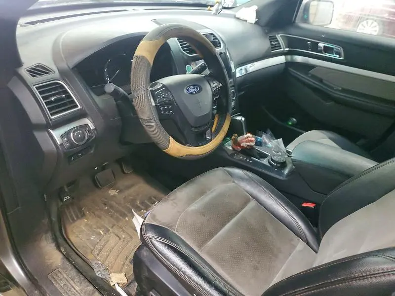 2017 FORD EXPLORER XLT  