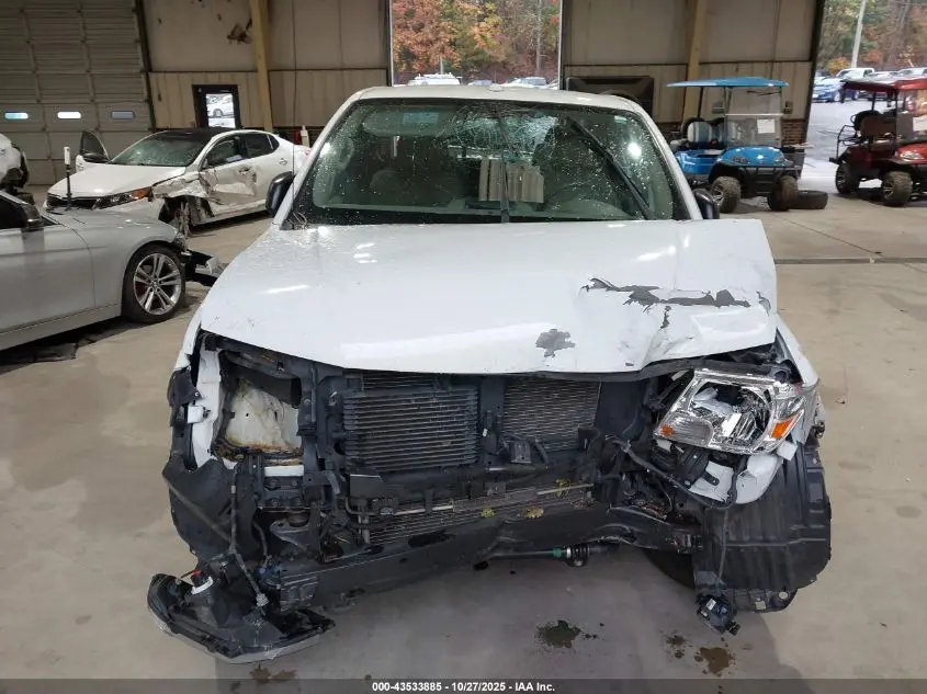 2017 NISSAN FRONTIER SV