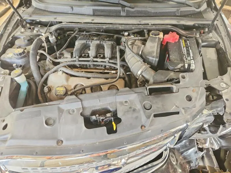 2011 FORD TAURUS LIMITED  