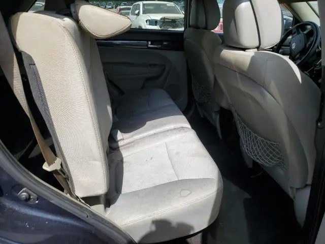 2013 KIA SORENTO LX  