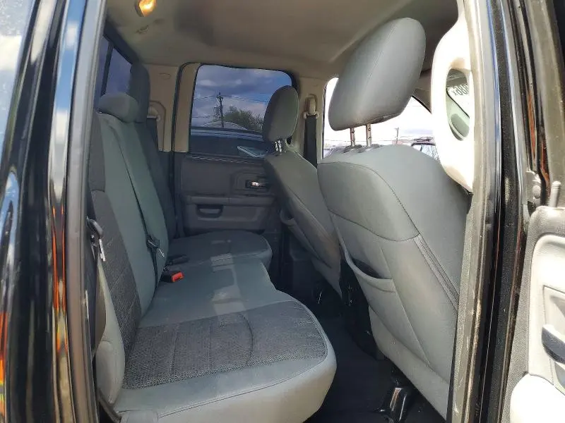 2014 RAM 1500 SLT  