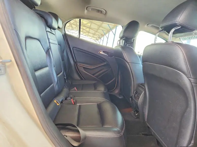 2015 MERCEDES-BENZ GLA 250 4MATIC  