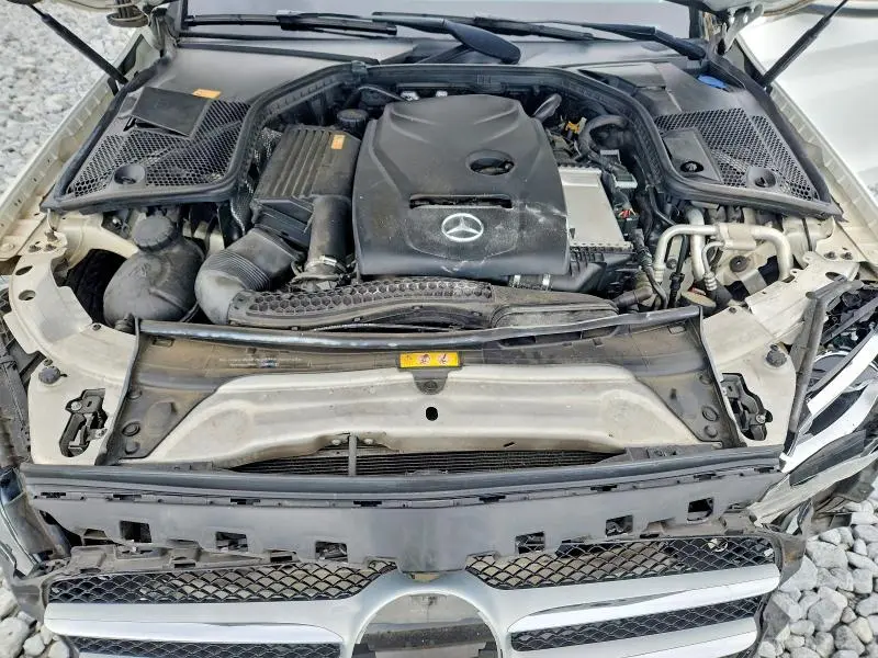 2016 MERCEDES-BENZ C 300  