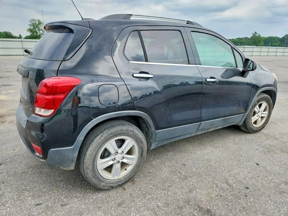 2017 CHEVROLET TRAX 1LT  