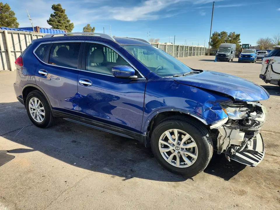 2017 NISSAN ROGUE SV  