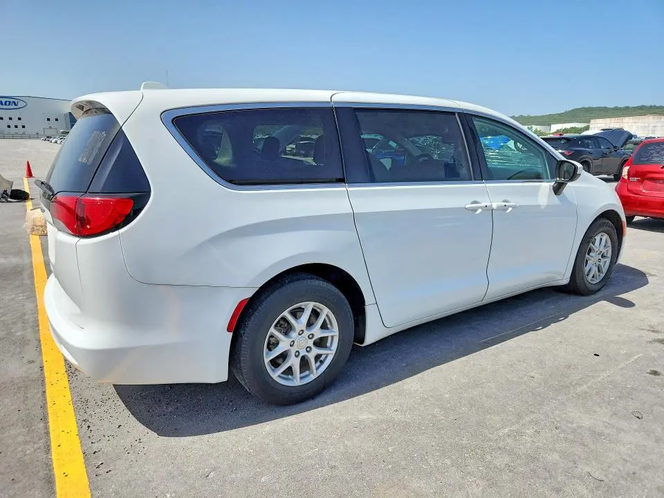 2017 CHRYSLER PACIFICA TOURING  
