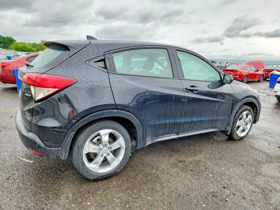 2021 HONDA HR-V LX  