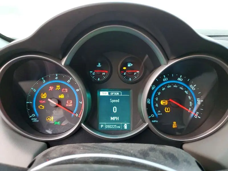 2015 CHEVROLET CRUZE LS  