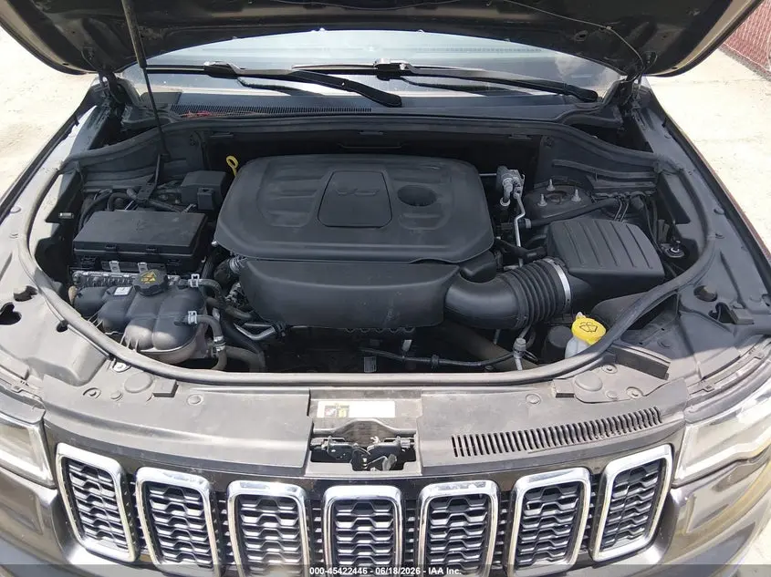 2019 JEEP GRAND CHEROKEE LAREDO E 4X4