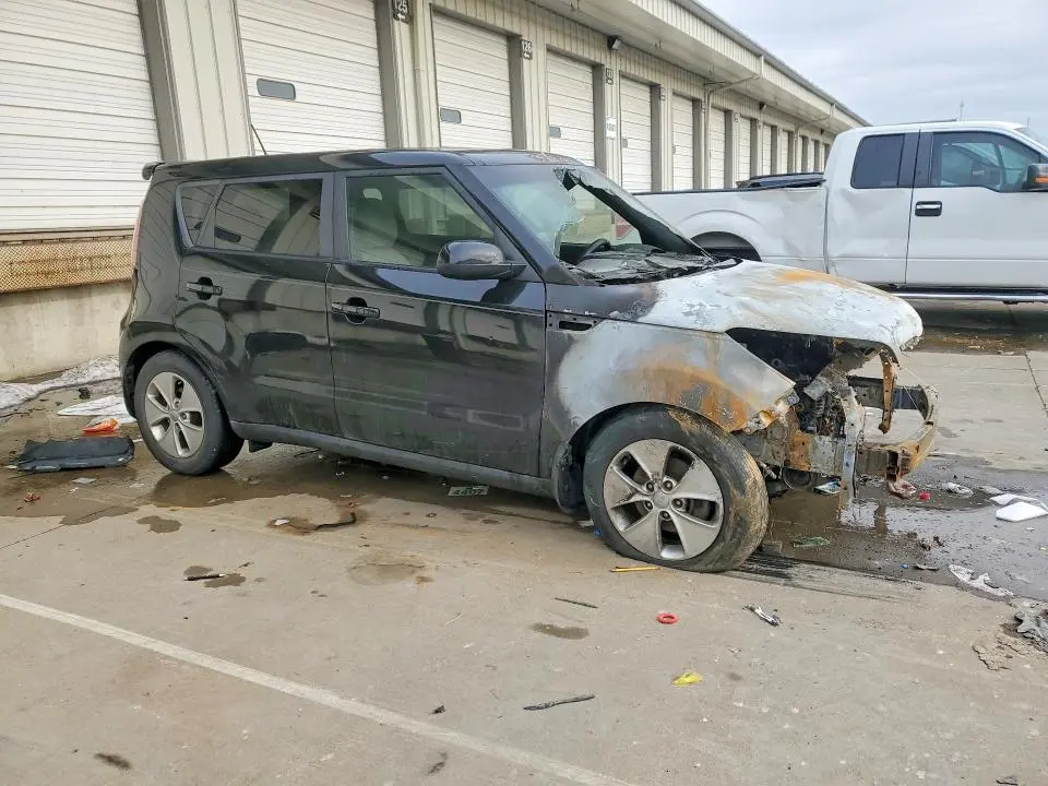 2016 KIA SOUL   