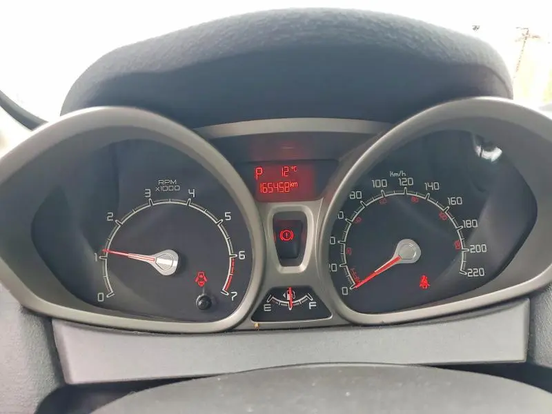 2011 FORD FIESTA SES  