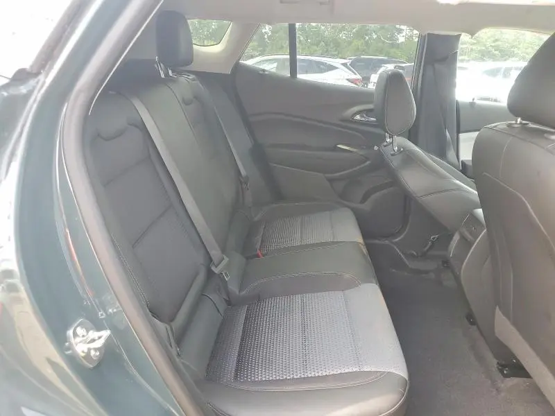 2025 CHEVROLET TRAX 1LT  