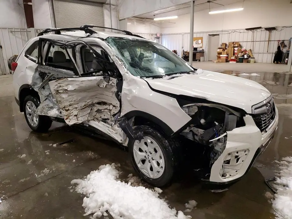 2020 SUBARU FORESTER   