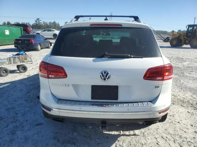 2016 VOLKSWAGEN TOUAREG SPORT  