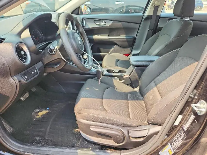 2021 KIA FORTE LXS  