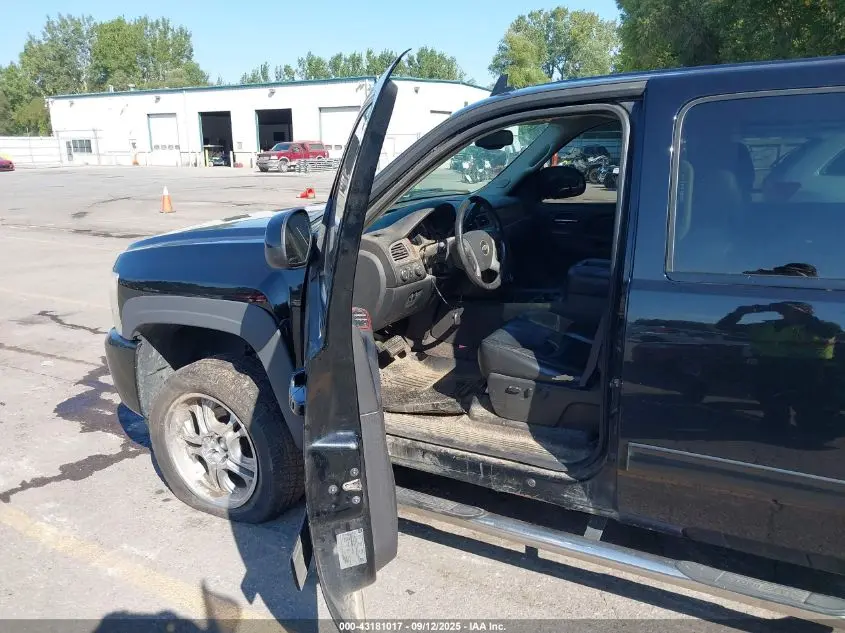 2011 CHEVROLET SILVERADO 1500 LTZ
