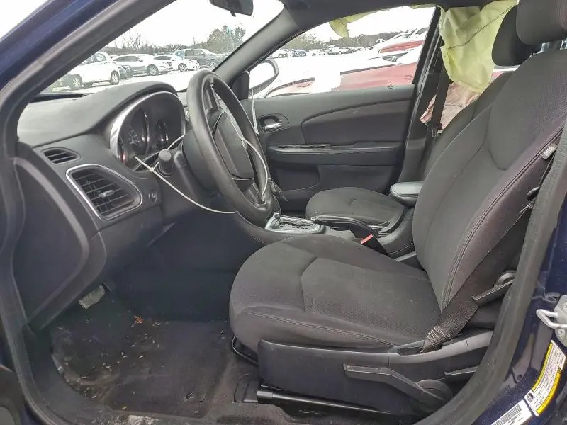 2014 CHRYSLER 200 LX  