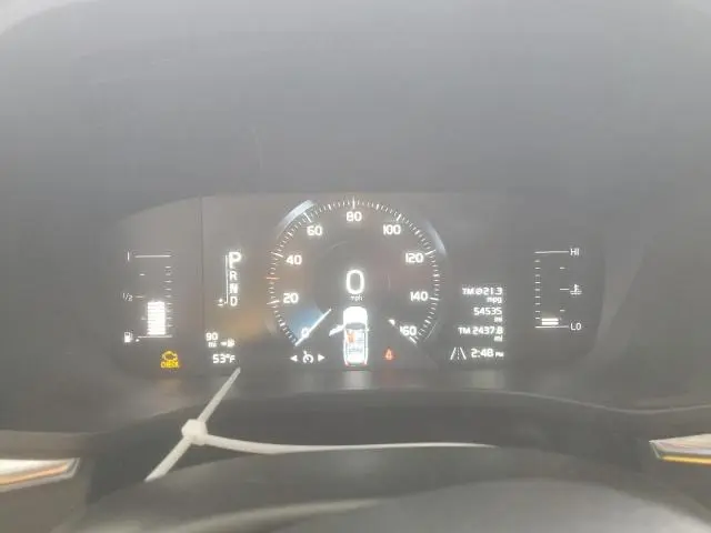 2019 VOLVO XC60 T6 MOMENTUM  