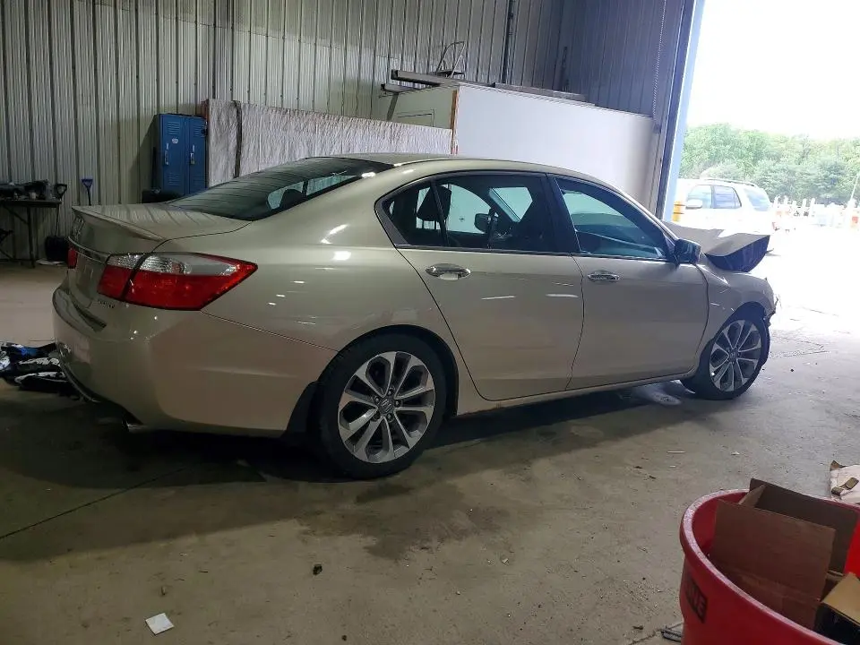 2013 HONDA ACCORD SPORT  