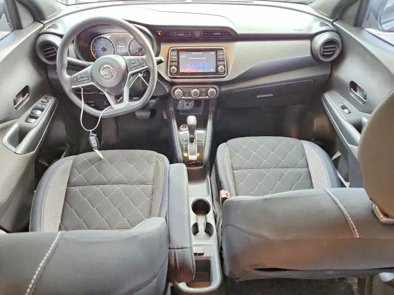 2018 NISSAN KICKS S  