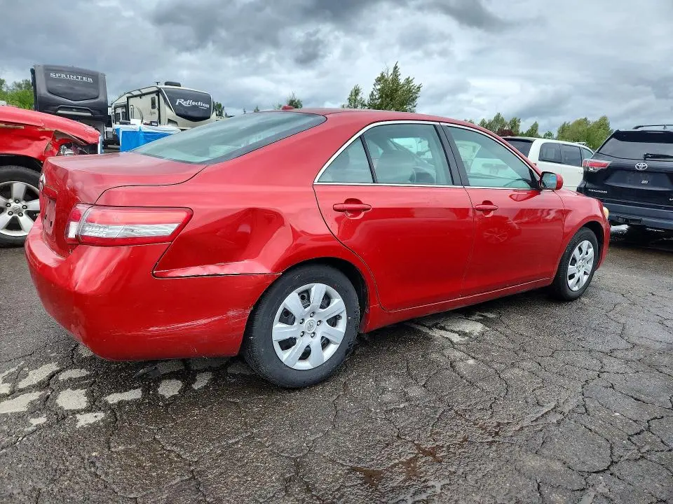 2010 TOYOTA CAMRY LE  