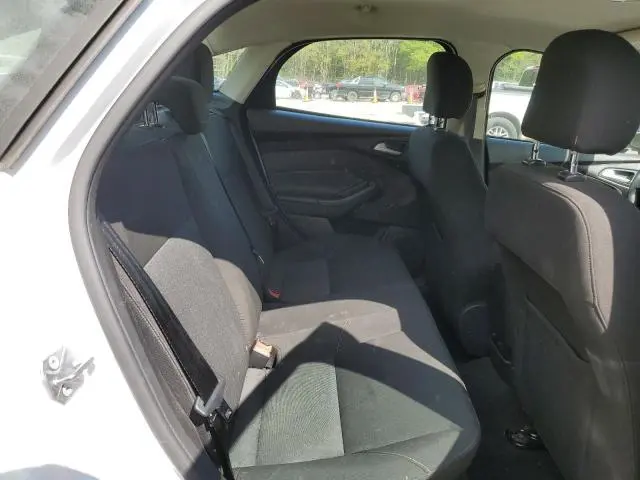 2015 FORD FOCUS SE