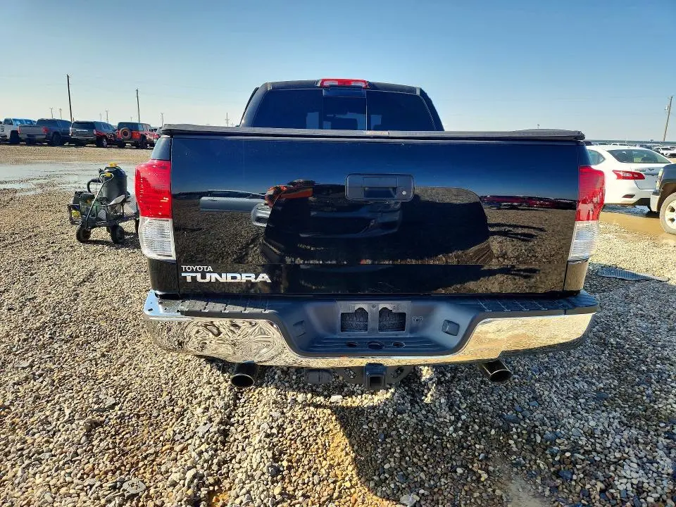2013 TOYOTA TUNDRA DOUBLE CAB SR5  