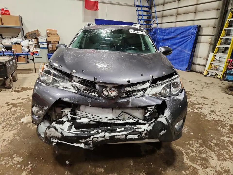 2014 TOYOTA RAV4 XLE  